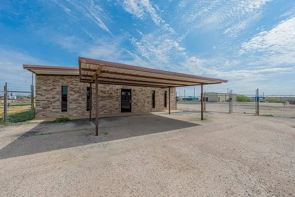 1305 Taylor, Midland, TX 79701