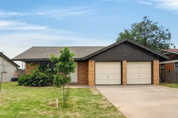 4427 Leddy Dr, Midland, TX 79703