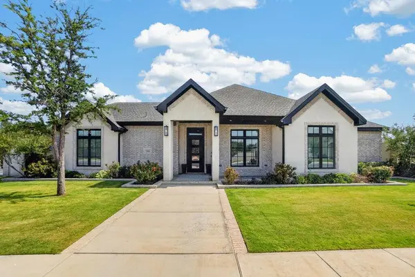 2501 Colonial Oaks Ct