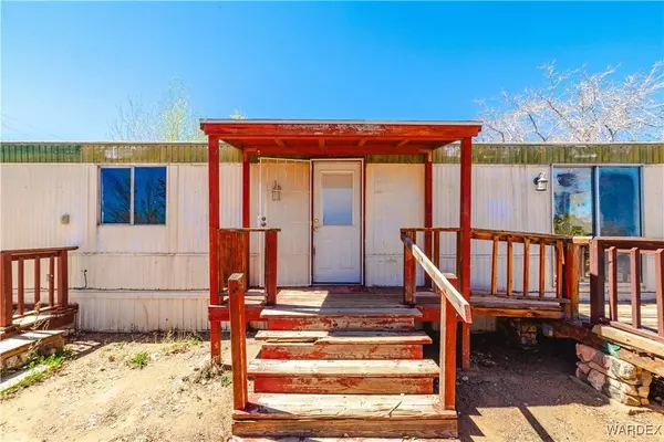 3096 E Lass AVE, Kingman, AZ 86409