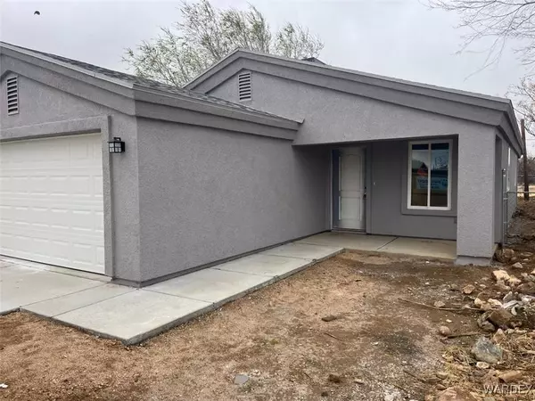 3182 E Mcvicar AVE, Kingman, AZ 86409