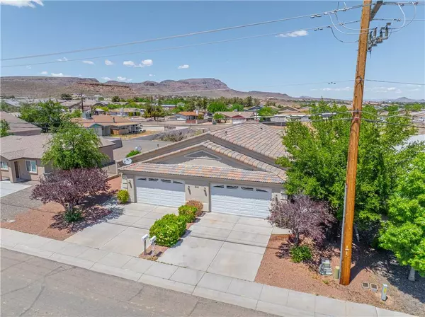 933 E Beverly AVE, Kingman, AZ 86409