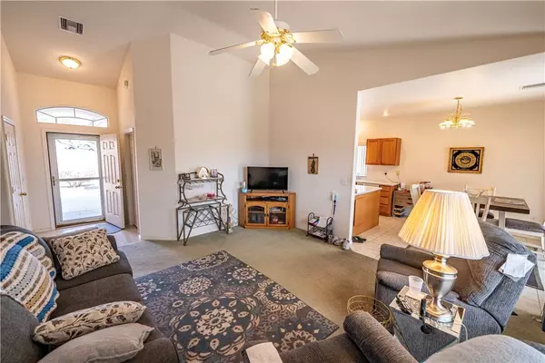 3933 Ontell DR, Bullhead City, AZ 86442