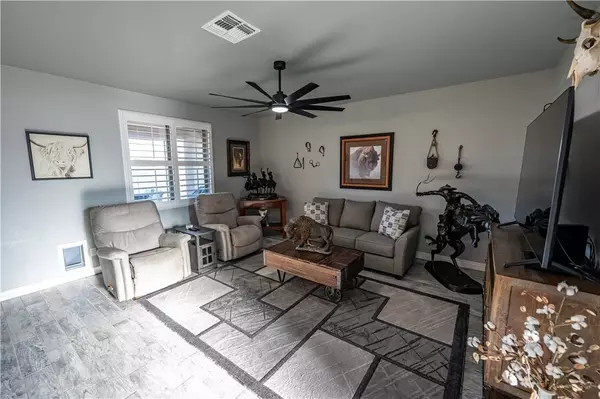 3392 Charleston ST, Kingman, AZ 86401