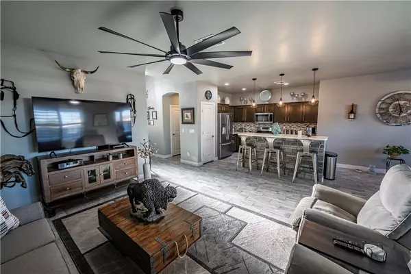 3392 Charleston ST, Kingman, AZ 86401