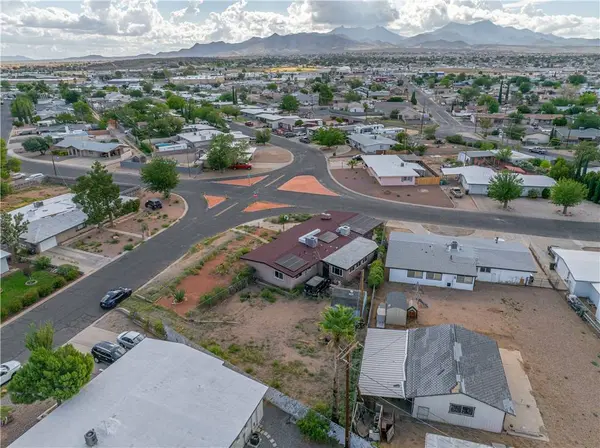 2727 Mullen DR, Kingman, AZ 86401