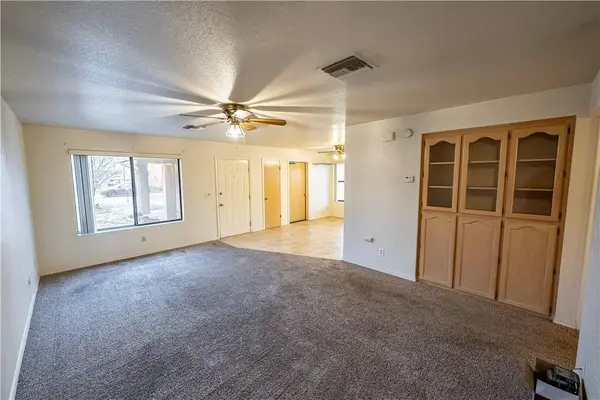 1810 Airfield AVE, Kingman, AZ 86401
