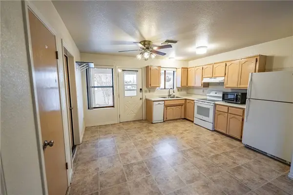 1810 Airfield AVE, Kingman, AZ 86401