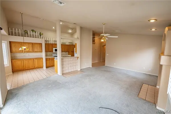 2604 Airfield CT, Kingman, AZ 86401