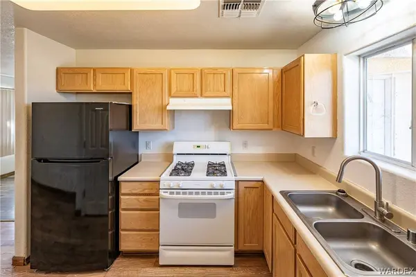 2263 Kingman AVE, Kingman, AZ 86401