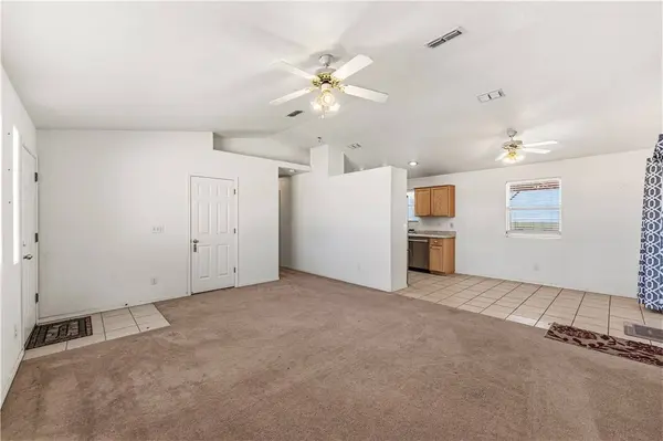 4568 W Scott DR, Golden Valley, AZ 86413