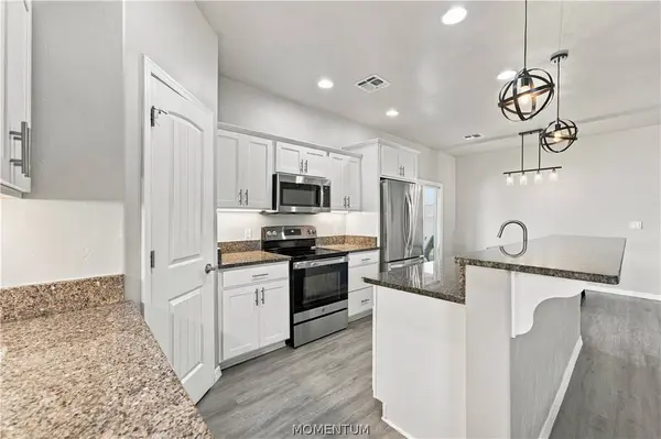 1729 Pasadena AVE, Kingman, AZ 86401