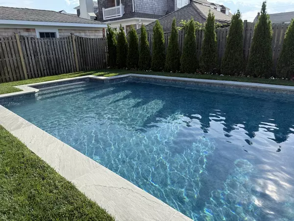 Bay Head, NJ 08742,626 East Ave
