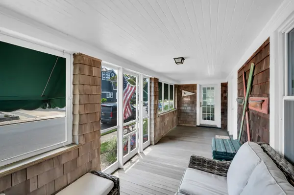 400 W Lake Ave, Bay Head, NJ 08742