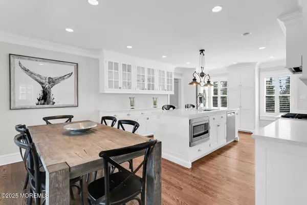 1039 Barnegat Lane, Mantoloking, NJ 08738