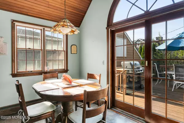 50 Bridge Avenue, Bay Head, NJ 08742