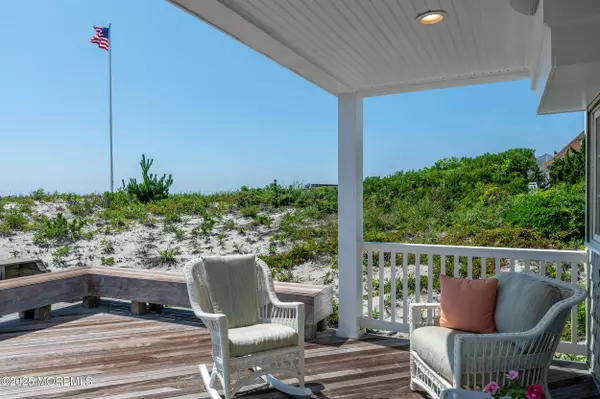 1559 Ocean Avenue, Mantoloking, NJ 08738