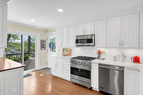 69 Bay Point Harbour, Point Pleasant, NJ 08742