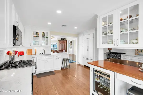 69 Bay Point Harbour, Point Pleasant, NJ 08742