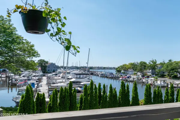 69 Bay Point Harbour, Point Pleasant, NJ 08742