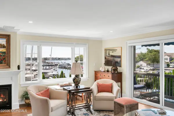 69 Bay Point Harbour, Point Pleasant, NJ 08742