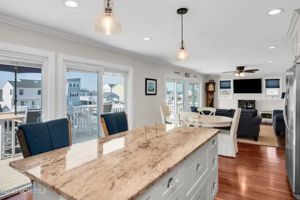 20 W Granada Drive, Brick, NJ 08723