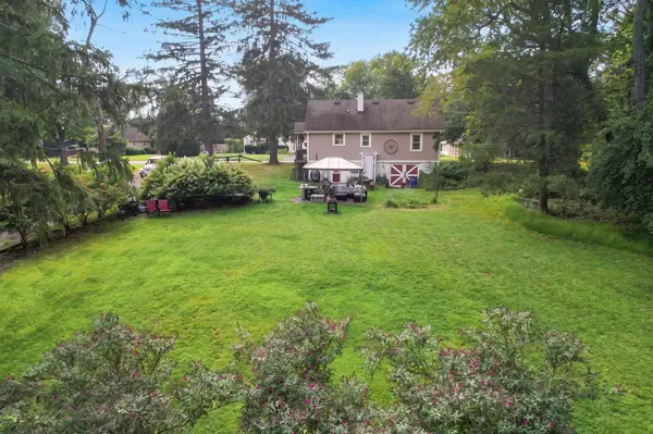 193 Colts Neck Road, Farmingdale, NJ 07727
