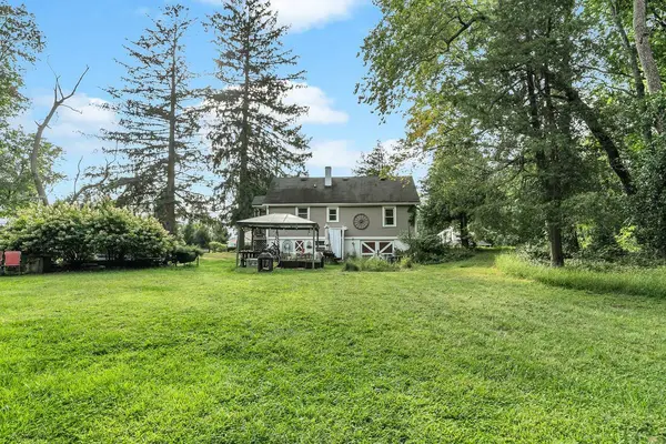 193 Colts Neck Road, Farmingdale, NJ 07727