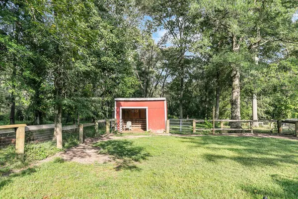 193 Colts Neck Road, Farmingdale, NJ 07727