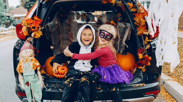 Family Friendly Fun in Omaha: Trick-or-Treats, Trunk-or-Treats & More!