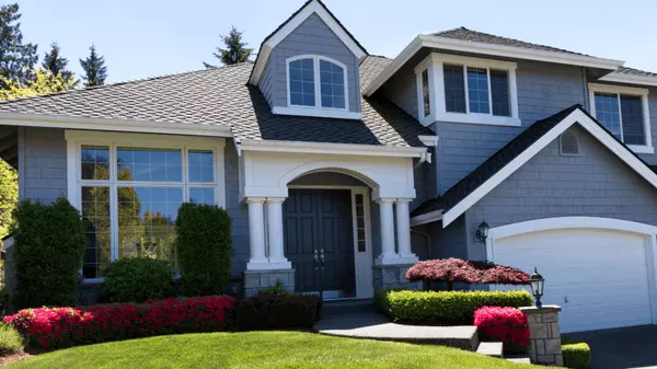 Your Roof Called… It Wants a Spring Checkup!