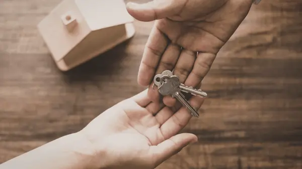 From Planning to Keys in Hand: An Omaha Home Buyer’s Guide
