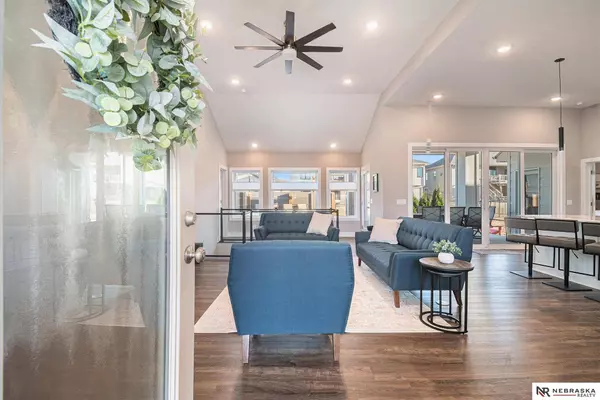 18408 Willis Avenue, Elkhorn, NE 68022