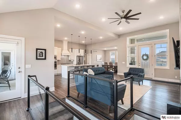 18408 Willis Avenue, Elkhorn, NE 68022