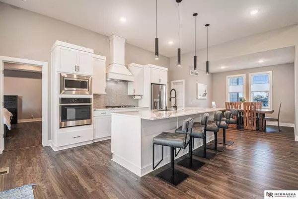 18408 Willis Avenue, Elkhorn, NE 68022