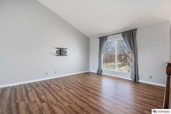 4709 N 168th Avenue, Omaha, NE 68116