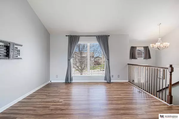 4709 N 168th Avenue, Omaha, NE 68116