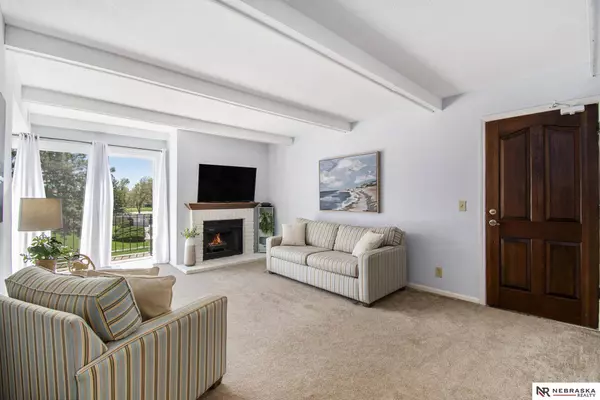 12772 Deauville Drive #311, Omaha, NE 68137