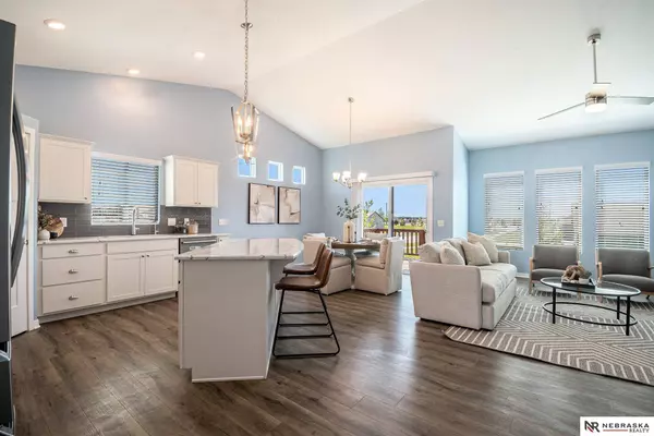 7304 N 167th Street, Bennington, NE 68007