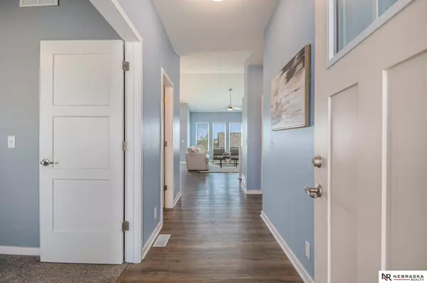 7304 N 167th Street, Bennington, NE 68007