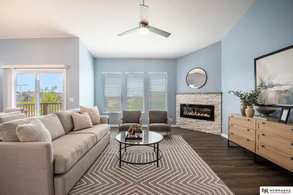 7304 N 167th Street, Bennington, NE 68007