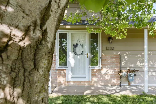 1330 ROLLING HILLS LOOP LOOP, Council Bluffs, IA 51503