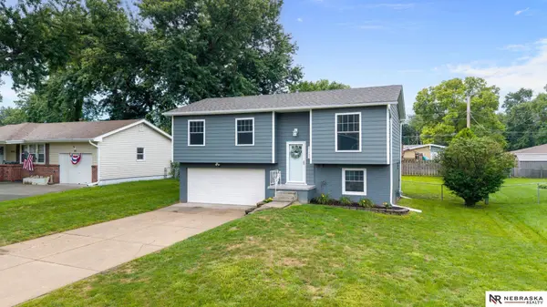 8721 Browne ST, Omaha, NE 68134