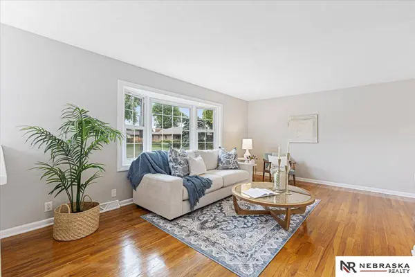 3403 N 207 Avenue, Omaha, NE 68022