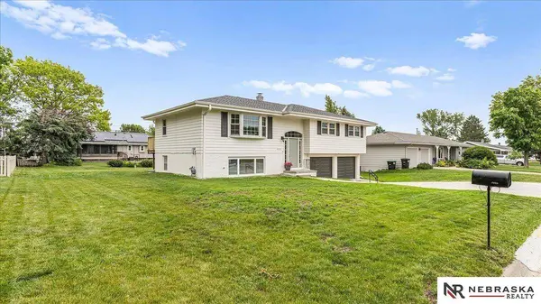 3403 N 207 Avenue, Omaha, NE 68022