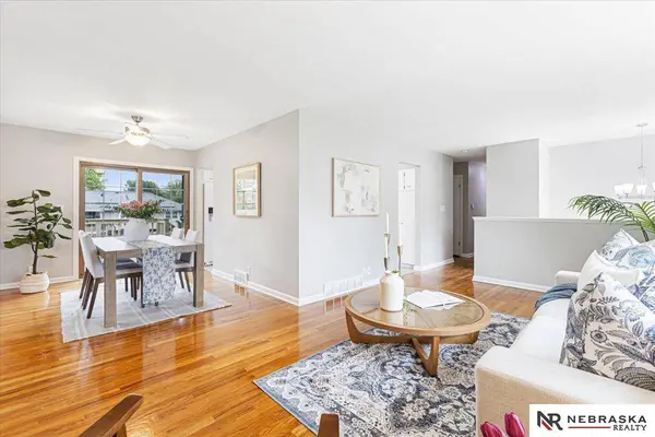 3403 N 207 Avenue, Omaha, NE 68022