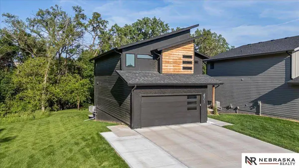 471 N Allen Street, Bennington, NE 68007-5051