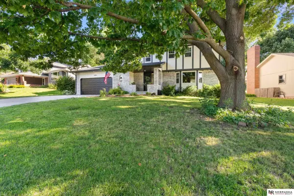 14855 Shirley Street, Omaha, NE 68114