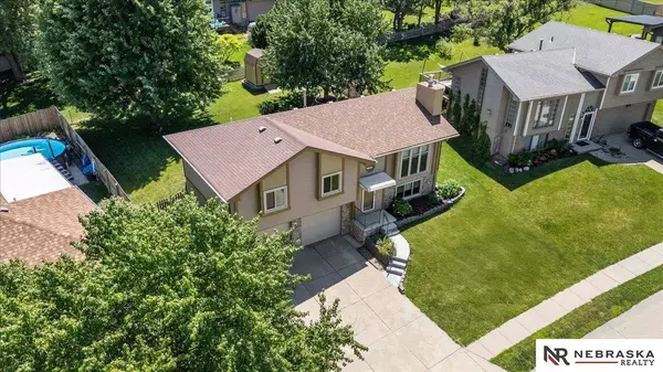 12219 Bedford Avenue, Omaha, NE 68164-2577