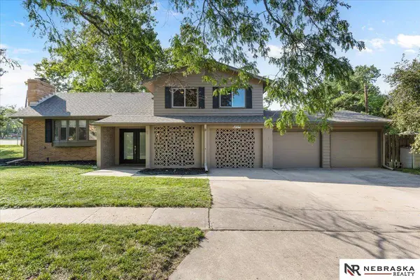 8234 Ralston Avenue, Ralston, NE 68127